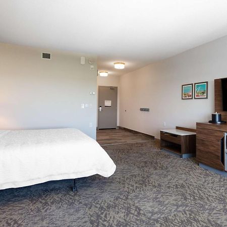 Hampton Inn & Suites Edmonton St. Albert, Ab Екстер'єр фото