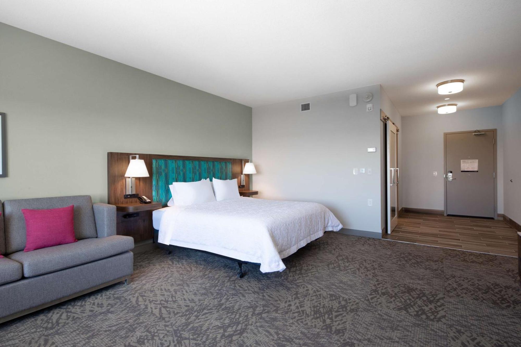 Hampton Inn & Suites Edmonton St. Albert, Ab Екстер'єр фото